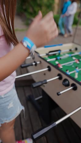 juego de futbolín al aire libre