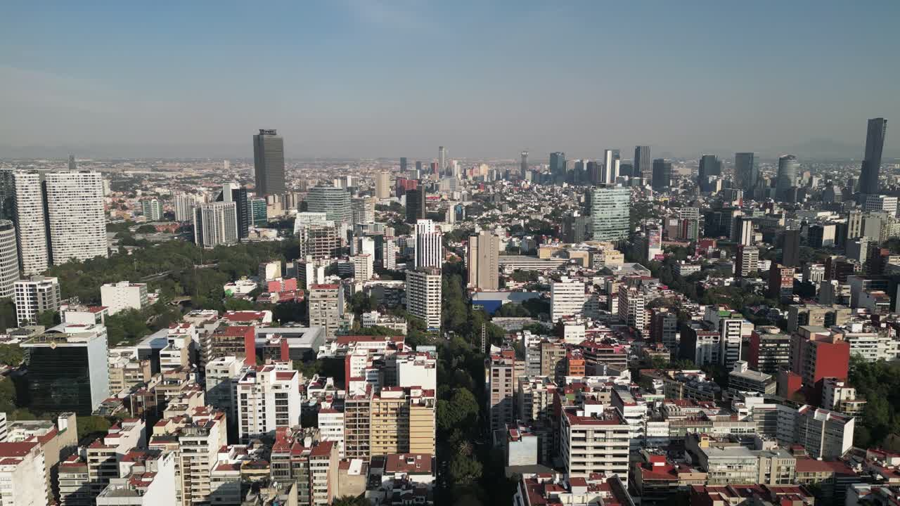 vuelo sobre el barrio de polanco en la ciudad de méxico, vistas aéreas