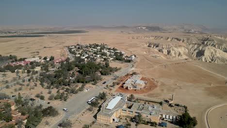 4K-High-resolution-drone-video-of-Ben-Gurion’s,-Tomb-National-Park,-Midreshet-Ben-Gurion,-Midreshet-Sde-Boker-BenGurion,-Grave-Site--Southern-Israel