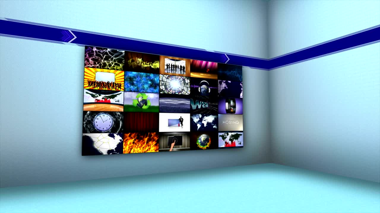 monitores en la habitación, con pantalla verde y canal alfa, concepto de tecnología, bucle