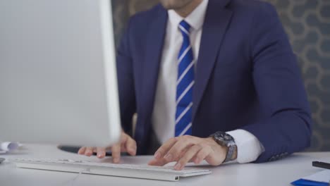 businessman working in the office is working seriously and intensely.