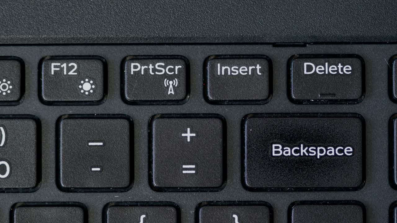 삭제 키보드 버튼을 누르면 상위 뷰 손가락