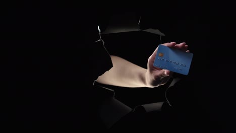 estafa bancaria mano tarjeta de crédito avance agujero conjunto 2