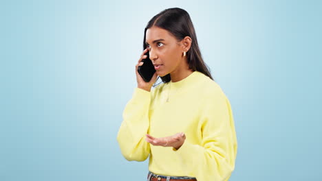 mujer, discusión y enojado o conflicto por teléfono