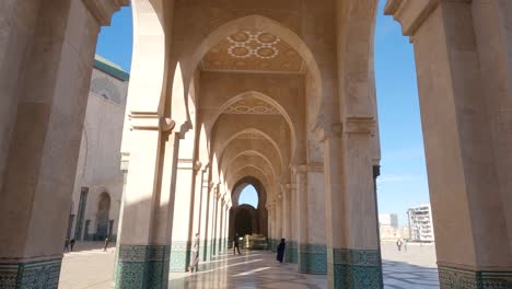 Vew-of-interior-and-architecture-of-the-Hassan-II-Mosque,-Casablanca,-Morocco