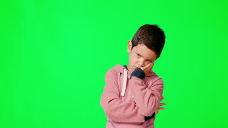 Face,-boy-and-child-upset,-green-screen