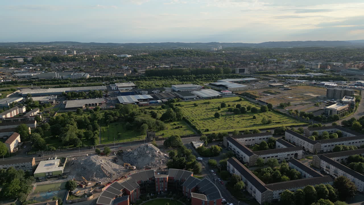 Sorvolo aereo dell'area di Hutchesontown, quartiere residenziale a Glasgow