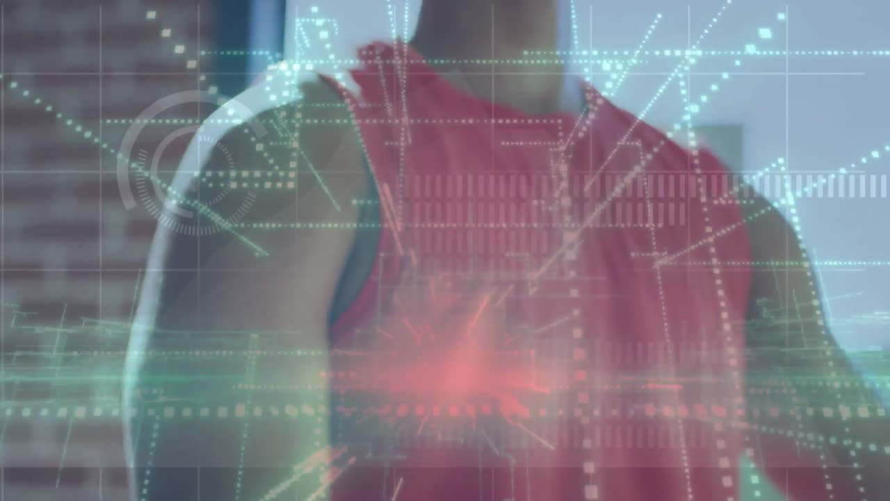 적합한 백인 남성의 중간 부분을 통해 디지털 화면에 있는 데이터의 애니메이션
