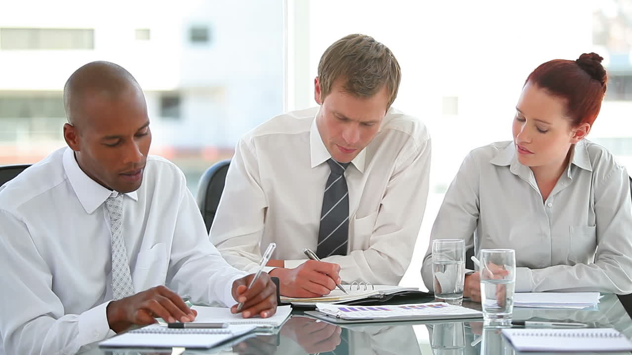 함께 일하는 비즈니스 팀