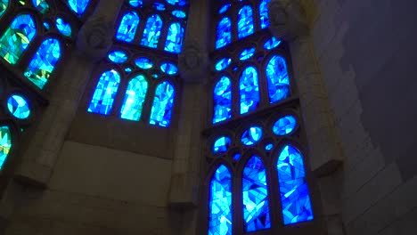 Vidrieras-De-La-Iglesia-De-La-Sagrada-Familia.-Barcelona,-España