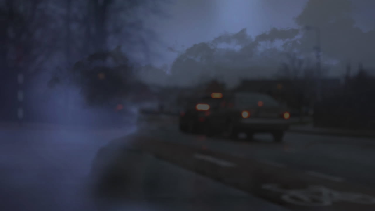 도로와 하늘에 있는 자동차