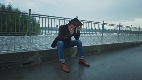 rainy day distress