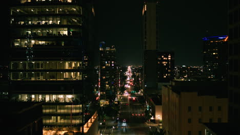escena nocturna de la ciudad
