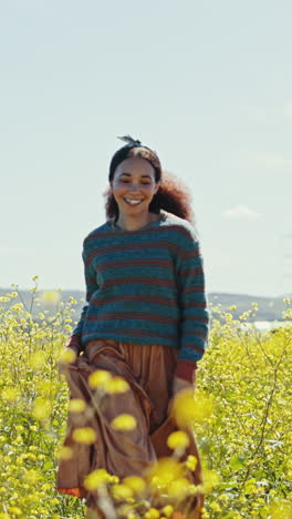 Happy-woman,-flower-and-field-on-adventure