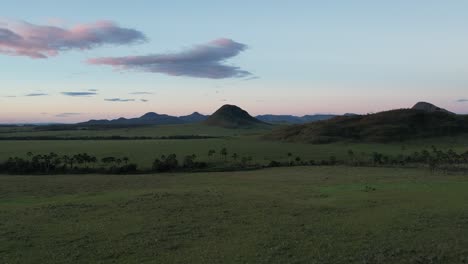 Vista-Aérea-Del-Jardim-De-Maytrea,-Parque-Nacional-Chapada-Dos-Veadeiros,-Goiás,-Brasil