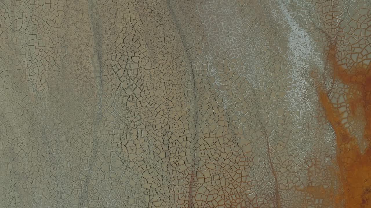 vista aérea de arriba hacia abajo de la humedad y