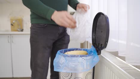 Bread-waste.-Throwing-away-the-bread.