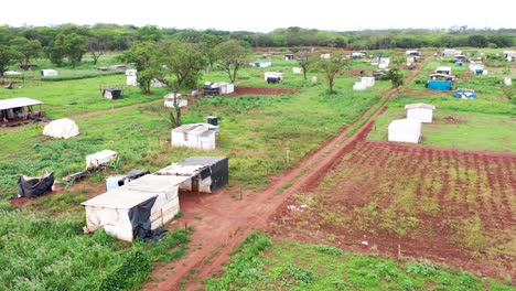 sandovalina, são paulo, brazil - camp, canvas shacks housing members of the sem terra - fnl - national front for the field and city struggle