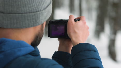 Photographer-on-the-snow