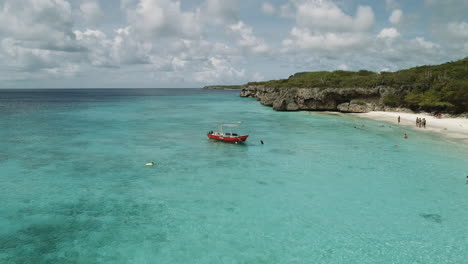 Drohnenschuss-Am-Karibischen-Strand-Von-Kenepa-Auf-Curaçao