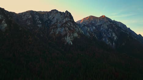 Bucegi-Massif-in-Romania-at-dusk,-aerial.