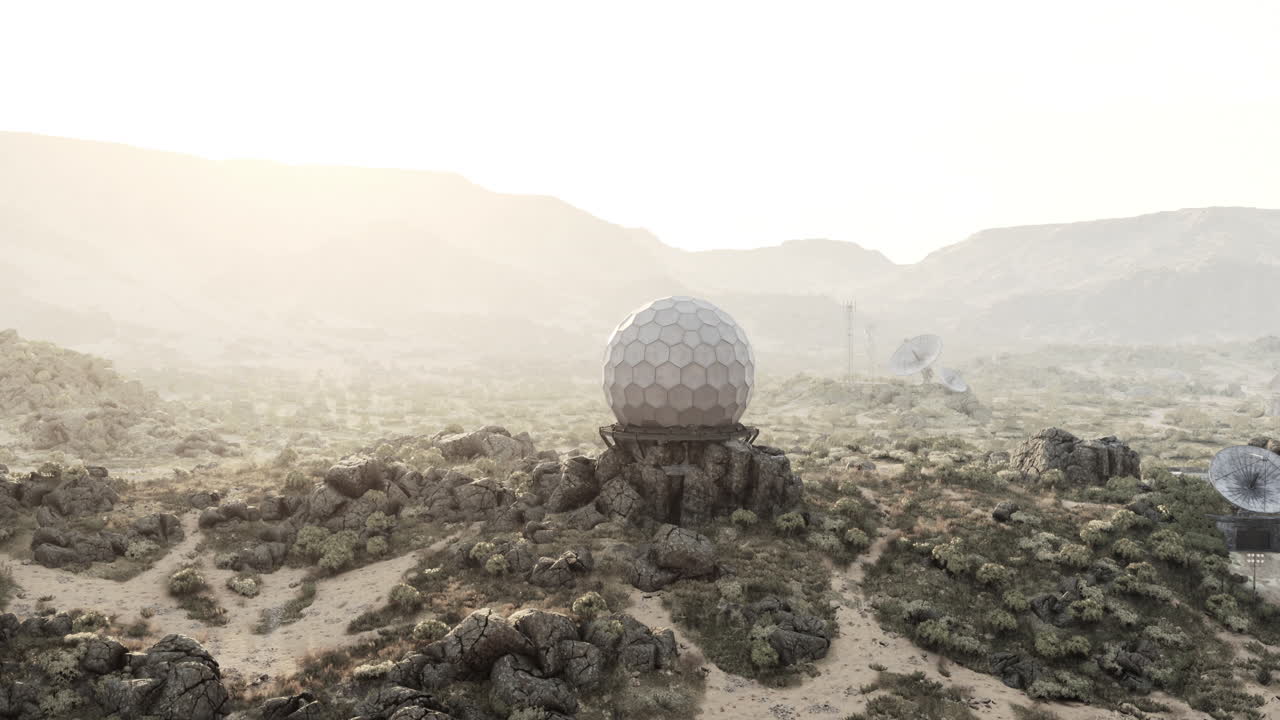 사막 풍경 에 있는 미래적 인 레이더 스테이션