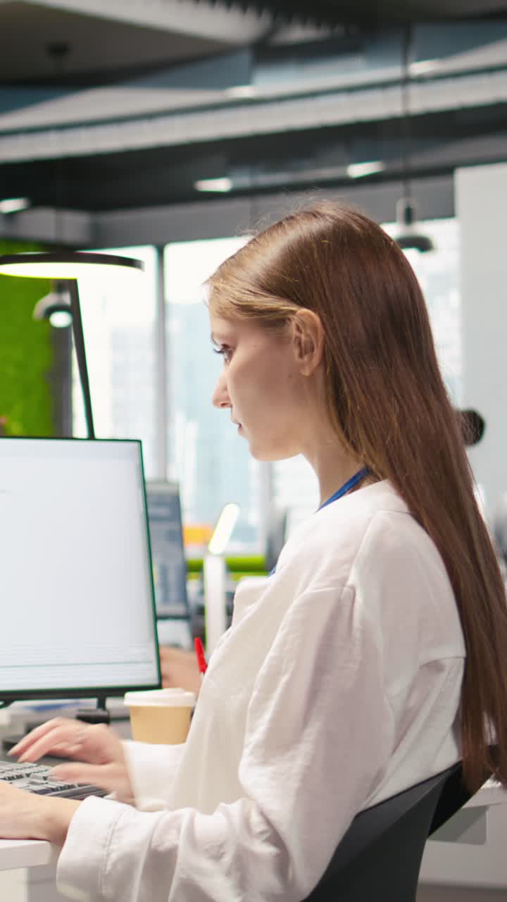 Vertical video Junior developer optimizing performance using AI LLM chatbot