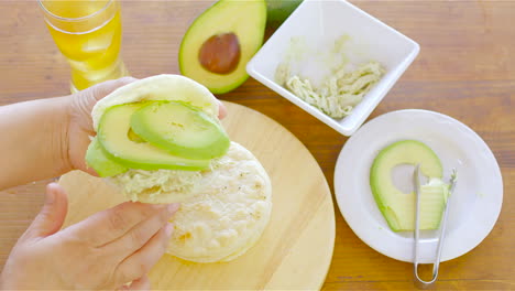 arepas, venezuelan dish made of corn flour