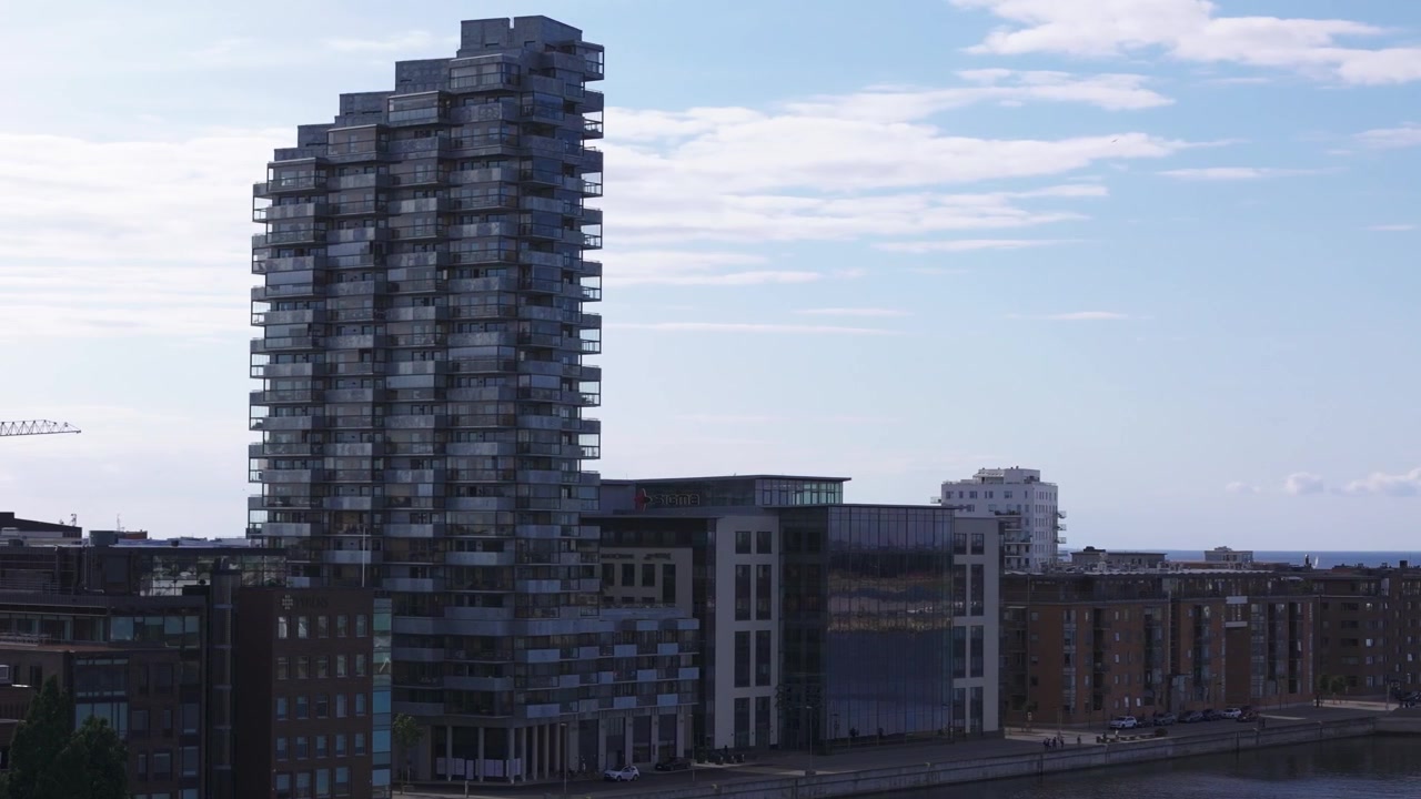 Malmö'deki liman apartman binaları, drone görüntüsü