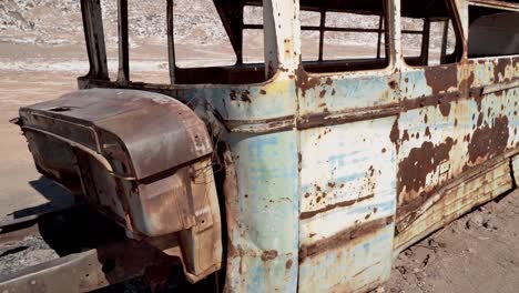 Abandoned-bus-in-Atacama-desert,-South-America,-Chile