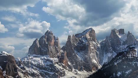 paisaje de montaña timelapse- ubicación: dolomitas, trentino alto adige, tirol del sur, italia