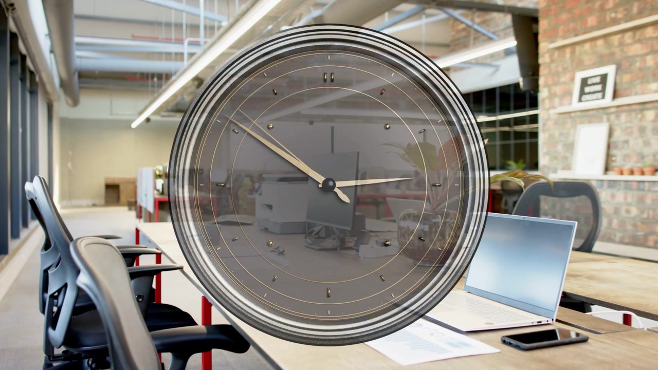Gráfico de reloj translúcido apareciendo, aumentando de tamaño, con las manecillas girando en el sentido de las agujas del reloj, mostrando la hora sobre la oficina.
