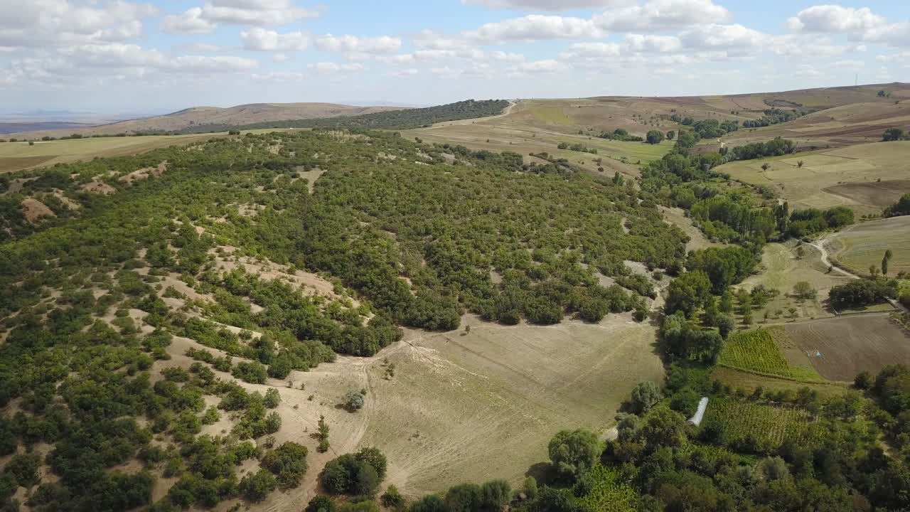 vista aérea de la aldea de yozgat basinayayla, turquía