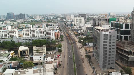 drone aéreo disparado para la construcción en la ciudad de taramani chennai