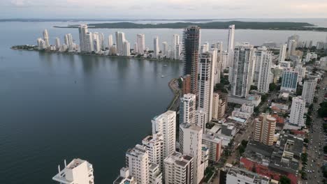 imagen de un avión no tripulado de cartagena, colombia