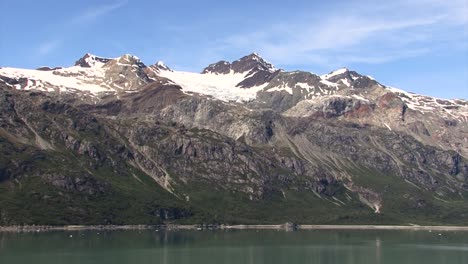 Cruise-through-Tarr-Inlet,-Glacier-Bay-National-Park-and-Preserve,-Alaska