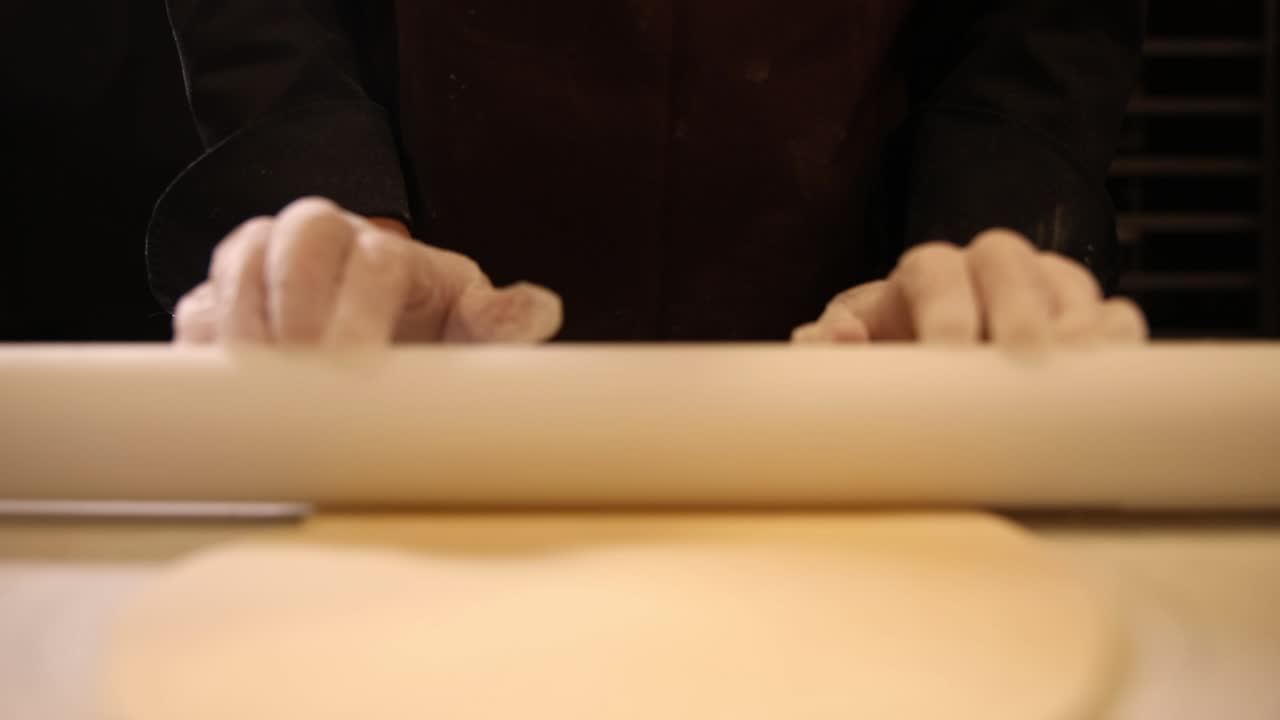 굴러 내리는 반죽