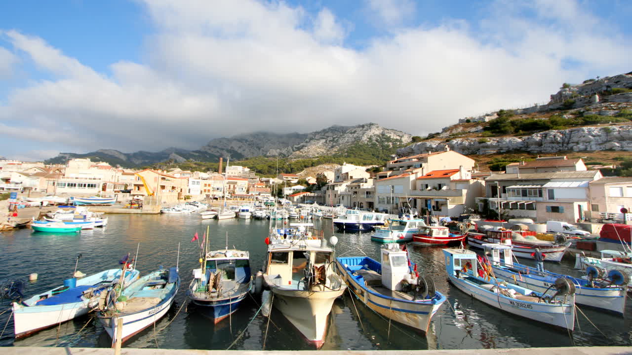 푸앵트 루즈 요트1