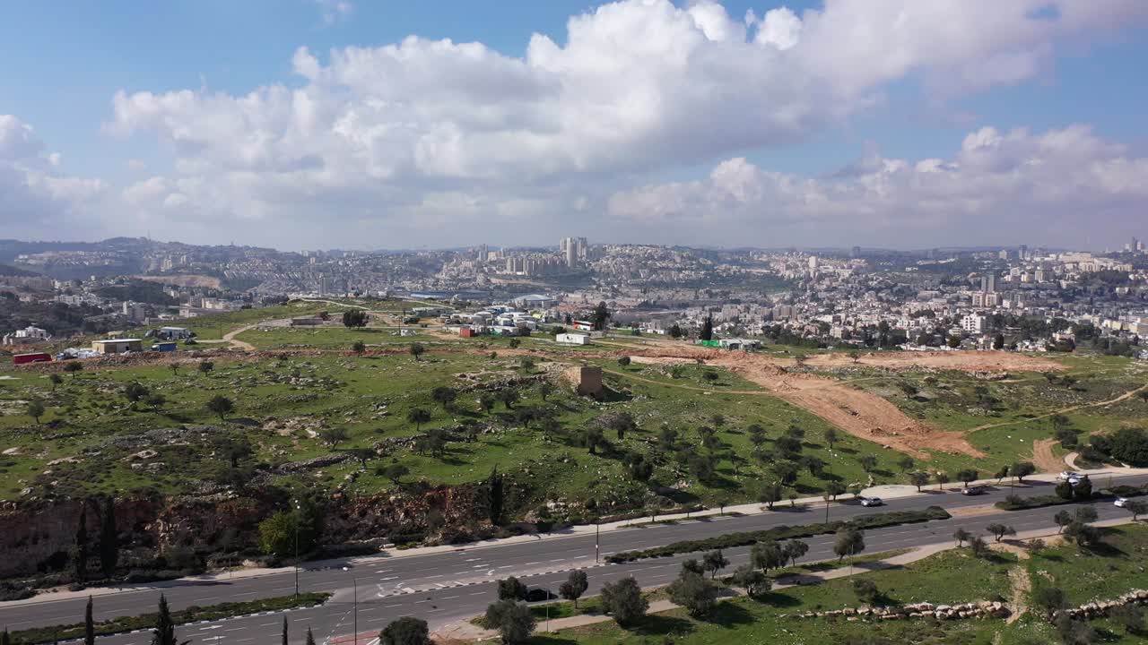 el monasterio de elías y jerusalén en el fondo, vista aérea