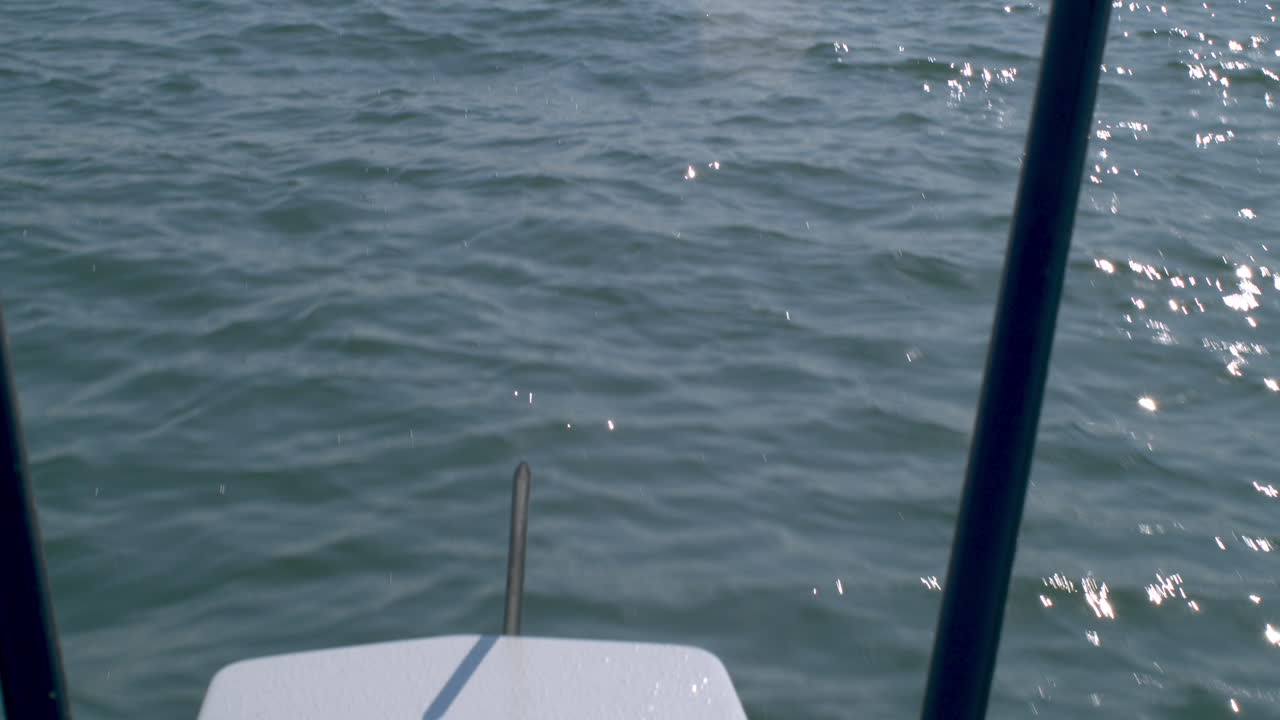 inclinación de la cabina de proa revela foto del puente de lisboa