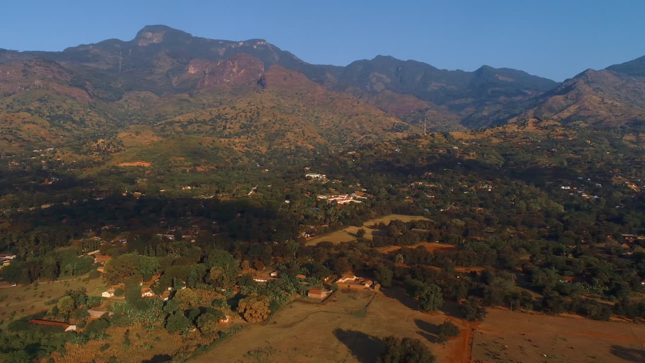 Vue aérienne de la ville de Morogoro