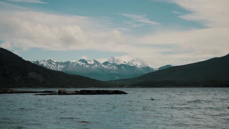 Beagle-Channel-And-Mountains-In-Ushuaia,-Tierra-del-Fuego,-Argentina