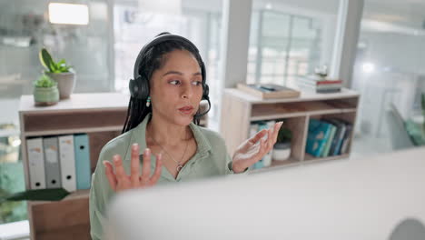 Woman,-consultant-and-call-center-with-headphones