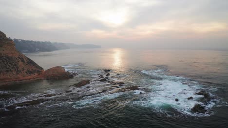 Waves-crashing-off-the-coast-of-California