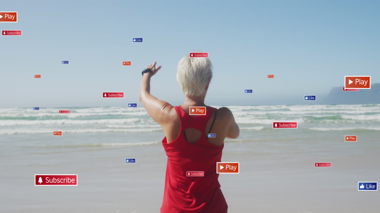 animación del procesamiento de datos de las redes sociales sobre mujeres caucásicas haciendo ejercicio en la playa