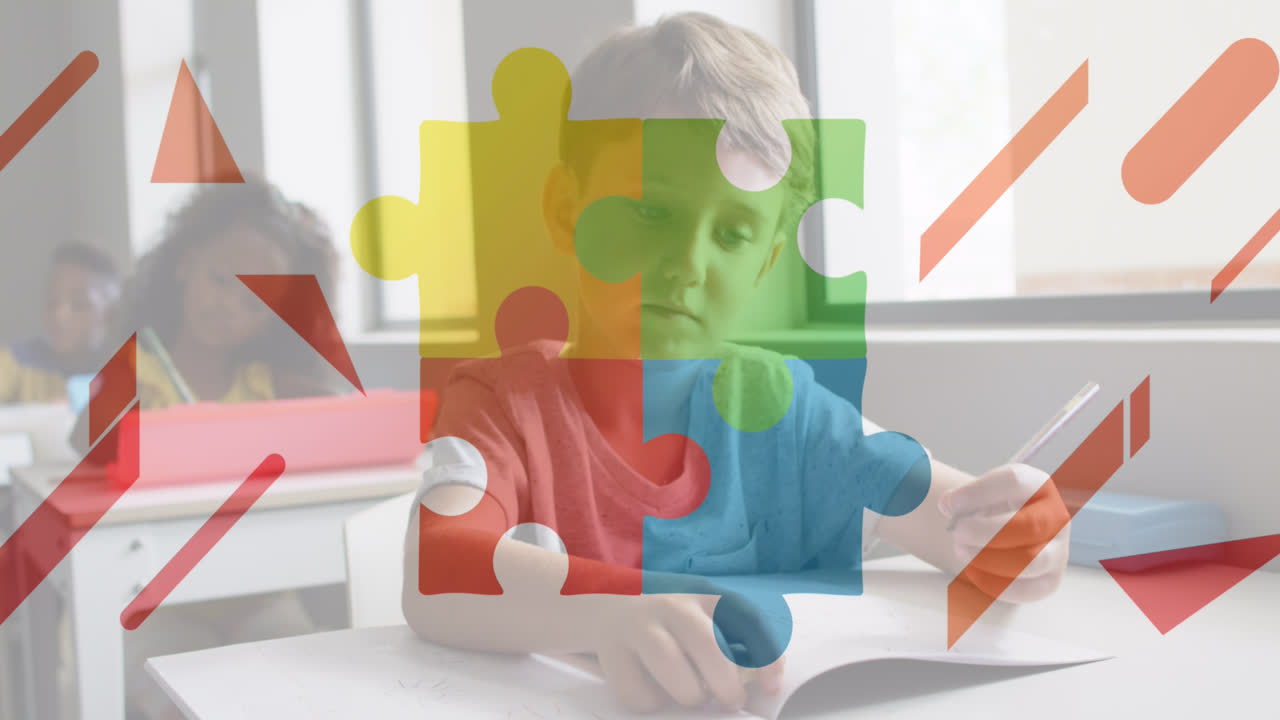 animación de piezas y formas de rompecabezas sobre diversos escolares