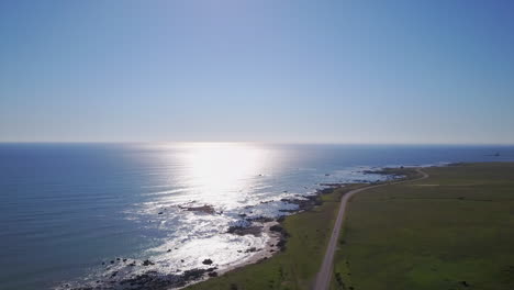 Luftaufnahmen-Des-Staatlichen-Meeresschutzgebiets-Piedra&#39;s-Blancas-In-San-Simeon,-Kalifornien,-USA