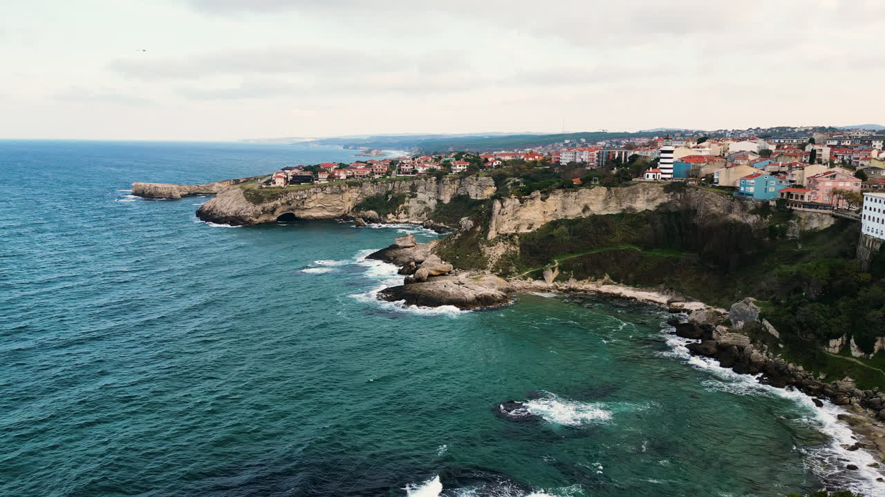 Città turca sul mare.