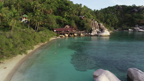 Vista-Aérea-De-La-Playa-Tropical