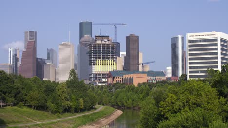 Antena-Del-Paisaje-De-La-Ciudad-De-Houston-Cerca-Del-Centro-De-La-Ciudad